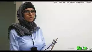 مكالمة جنسية ساخنة: هاتيني بقوة – أنبوب إباحي مجاني