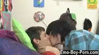 جماع ساخن في المكتب مع شاذ بنوتي