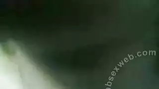 كام عربي صريح: فتاة عاهرة تفتح فرجها