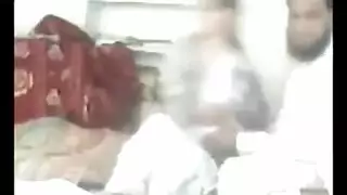 رومانسية عرقية تتحول إلى شرج قوي وقذف داخلي