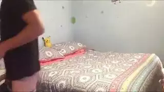 واحد جبهة مورو مثليه لمس اثنين من الكتاكيت مثليه