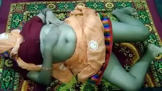 سكس سوري اقتصاب دجيب واحد يصلحلها البيت ويقتصبها نيك طيز
