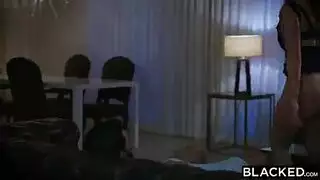 فتاه بيضا مع زنجي