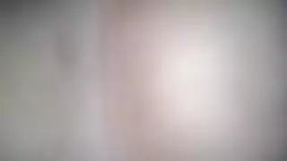 الأب المتشدد يملأ فطيرة ضيقة بالسائل المنوي