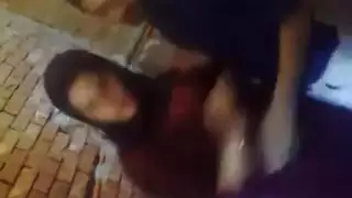 حركة خطيبة إباحية: مداعبة قوية وجنس ساخن