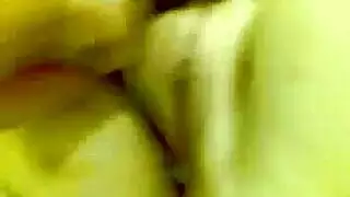 سكس اخوان في المنزل يقزف في احته