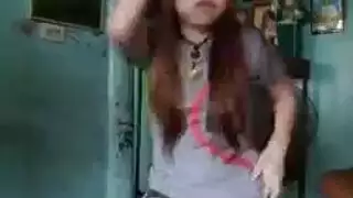 متعرية تثير الجمهور قبل نيك شرجي جماعي