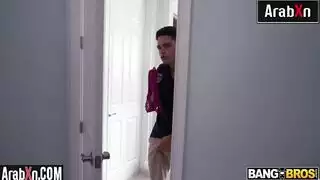 سكس الام تستحم بليك