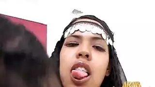 راحة مالية للفتاة العربية: جنس شرجي عنيف