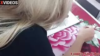 ساقان تشيكيتان وجيني في علاقة جنسية شرجية مزدوجة قاسية