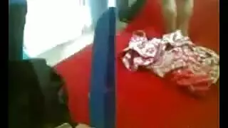 زوج مش عارف ينيك