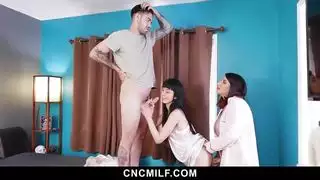 عجوز يمارس مع بنت غصب