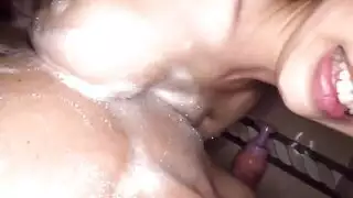 إرهاق الشركة السوداء: مضاعفة من عاهرات المكتب