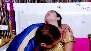 شهر عسل هندي إباحي: إيلاج مزدوج مع أنات هندية