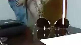 ولد مصري ينيك امه حتى تقذف نافوره