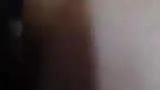 ركوب الكرسي: قرني مفتول يملأ ميليسا بالسائل المنوي