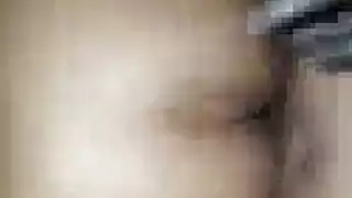 فارس يخدم منزلاً مليئاً بالعاهرات المستعدات