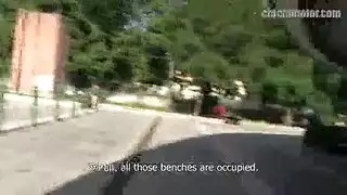 اخوه يتشاجران وينكها