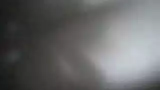 جوردي وابيلا دانجر في الحمام