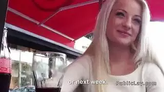 مهمة سرية: مص وركوب قضيب لامع