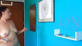 لوحة عارية هندية: أنماط ماندالا حارة واسترخاء جنسي