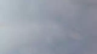 زوجة كوغار مفلسة يشاهد زوجها عشيقها في ثنائي خشن