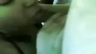 موقع عمل إباحي: تفرك كسها بجنون