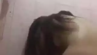 الشاب المصري وحبيبته في حركة كلبية حارة وحميمة