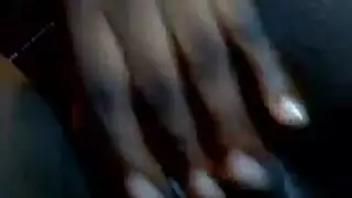 مراهقة هاوية أول مرة بورن منفرد – عري واستمناء أمام الكاميرا