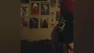 امرأة تنيك راجل بزبر صناعي