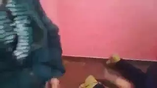 شرموطه مع عده رجال