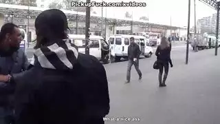 في سن المراهقة مفلس يهودي أحمر الشفاه