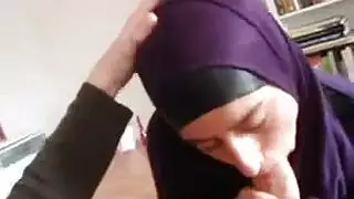 بنت لهاا زبي