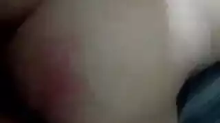 الإلهة السوداء المنحنية إيفا كاي تتوسل للحصول على قضيب أسود كبير في هذا الفلم الإباحي العنيف