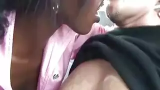 عاهرة صحراوية: يتم مص هالات جميلة سمراء كبيرة قبل شرج عنيف