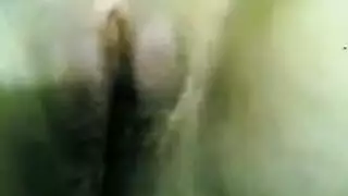 جمال عربية ممتلئة وثدييها الضخمان في مشهد إباحي