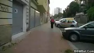 ‫رغبات بهيمية: فتيات المزرعة يمارسن الجنس مع الوحوش