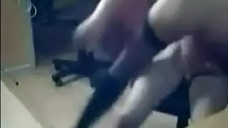 جنس جماعي غير مسيطر عليه: ضرب شرجي ثلاثي في علاقة جماعية صعبة