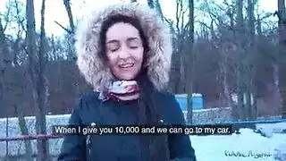 سيدة كس تمتد دكتورالاسنان