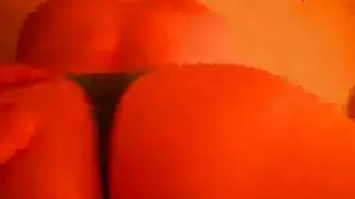 أويغ بناتي عنيف – سكس سحاقي ثلاثي بقوة