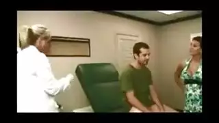 سكس اثنين فوق بعض