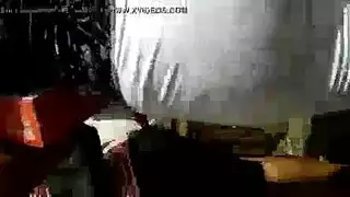 مستعدة للعمل الإباحي المثير والعنيف