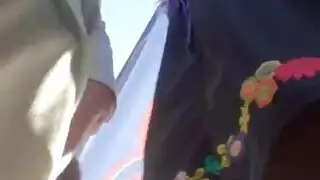 الساقان بقماش النايلون: مشاهد جنس الجوارب الصريحة