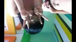 فتاة إيطالية مراهقة تُمارس الجنس بعنف