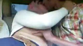 كوكتيل الشهوة: فتيات محجبات في أفلام إباحية مصرية وسعودية