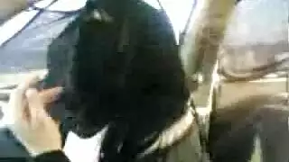 أميرة عربية تكشف نهديها أثناء الرقص المثير