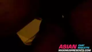 عاهرة مشاغبة وشاب يصوران فيديو جنس صريح في المنزل