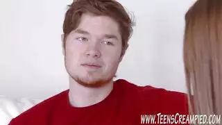 شابة مغرية تخوض أول مشهد شرجي وصعوب في البلوجوب