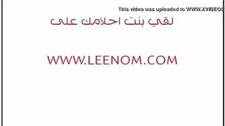 رقصة مثيرة لفتاة مصرية ممتلئة تتحول إلى جماع عنيف
