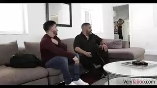 مشاهد إباحية قاسية لنساء ناضجات